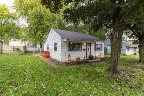 304 W Narrow Street Winamac IN 46996