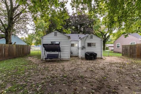 304 W Narrow Street Winamac IN 46996