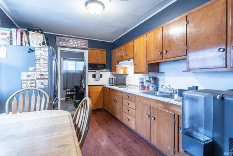 304 W Narrow Street Winamac IN 46996