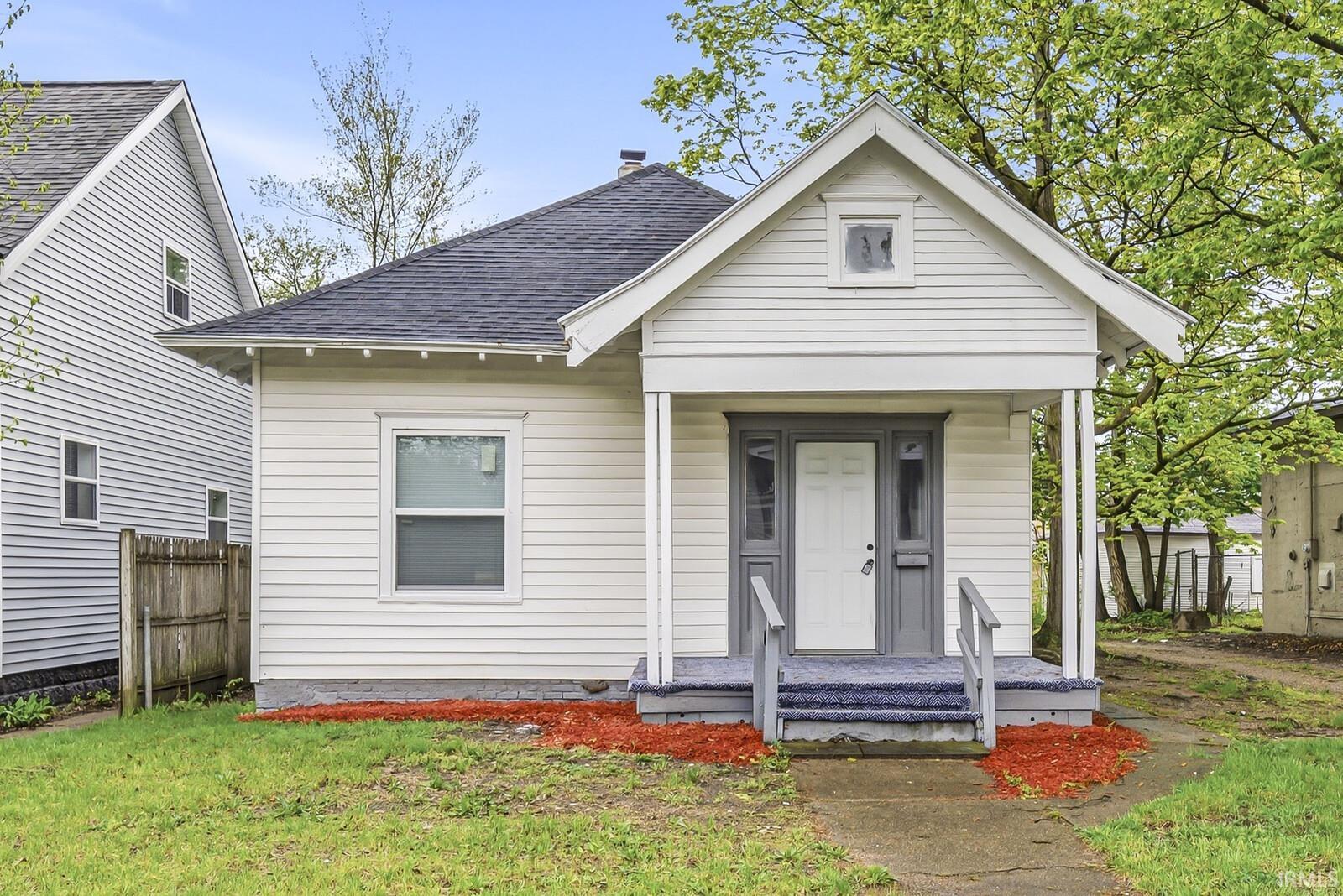 1310 Kinyon Street South Bend IN 46616