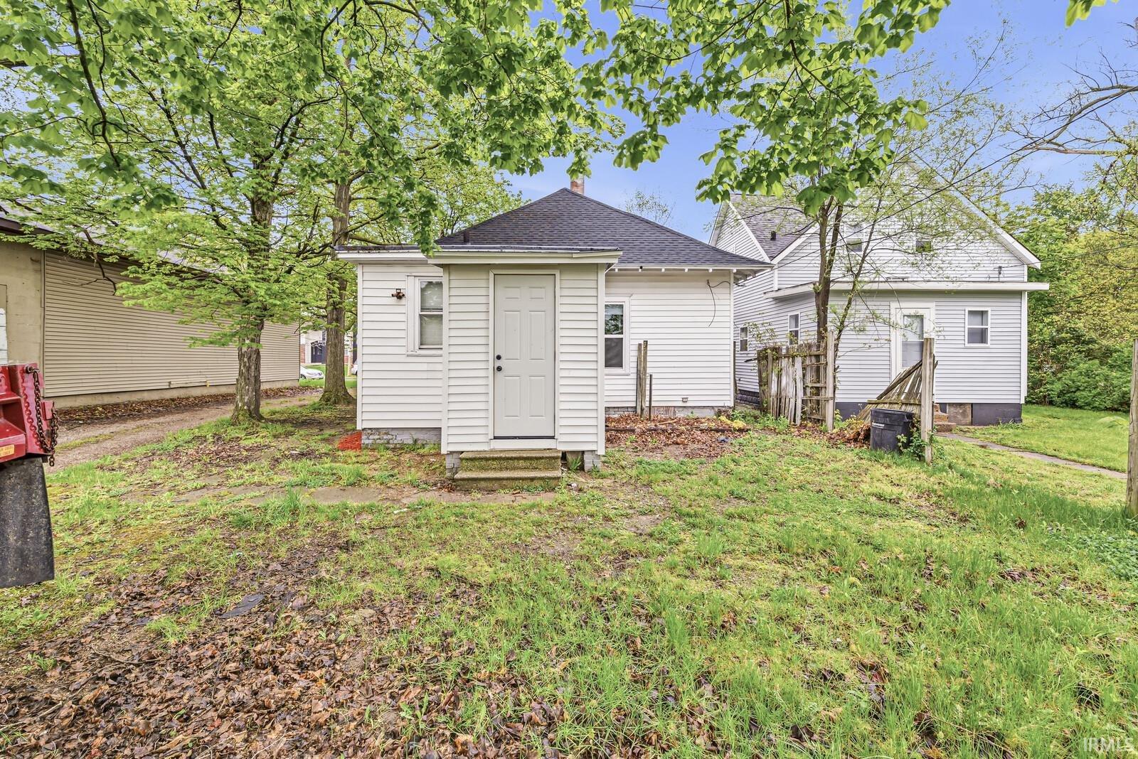 1310 Kinyon Street South Bend IN 46616