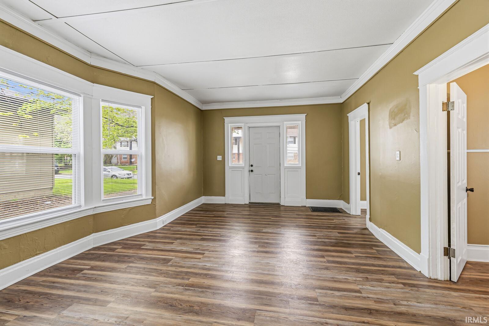 1310 Kinyon Street South Bend IN 46616