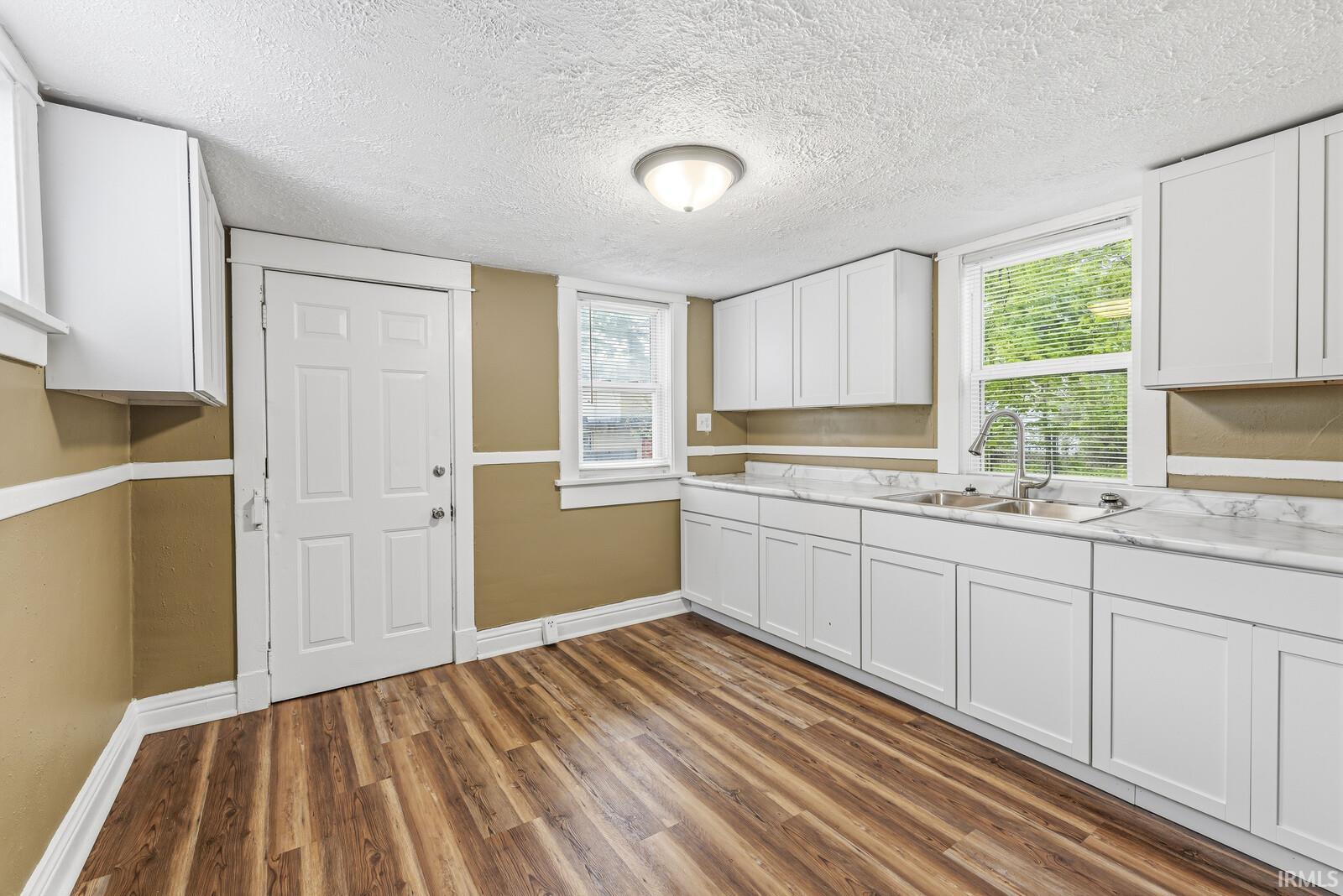 1310 Kinyon Street South Bend IN 46616