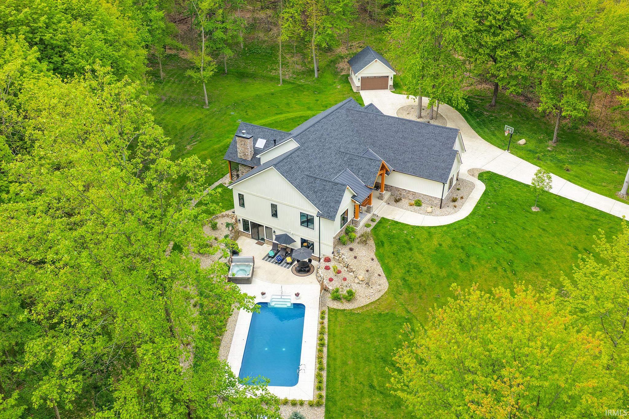 56103 Stone Hill Court Bristol IN 46507