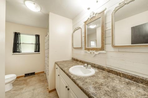 9161 N Raider Road Middletown IN 47356