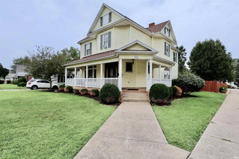 702 W Hickory Street Union City IN 47390