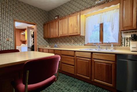 702 W Hickory Street Union City IN 47390