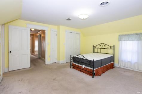 1138 M Street Bedford IN 47421