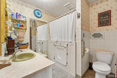 828 Lauer Lane Tell City IN 47586