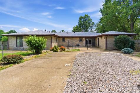 828 Lauer Lane Tell City IN 47586