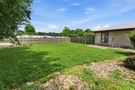 828 Lauer Lane Tell City IN 47586