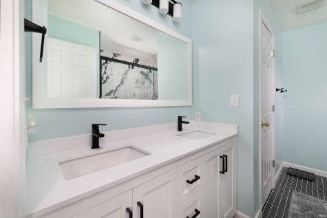 1427 W Adams Hill Circle Bloomington IN 47403