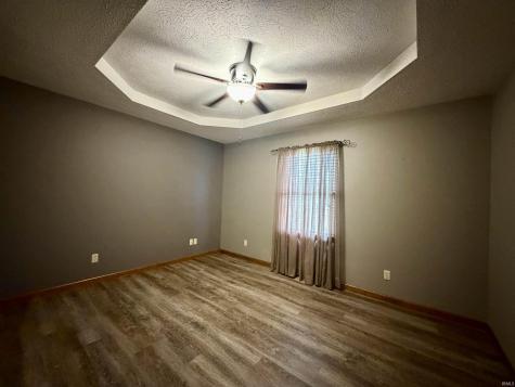 2109 N Waterbury Drive Muncie IN 47304