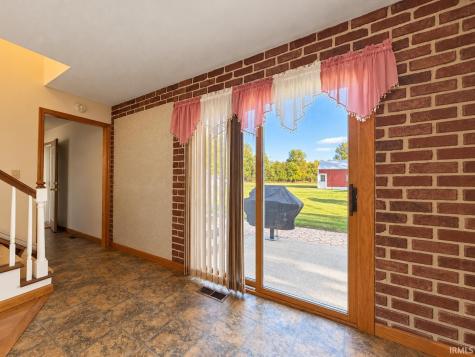 1638 S 50 E Winamac IN 46996