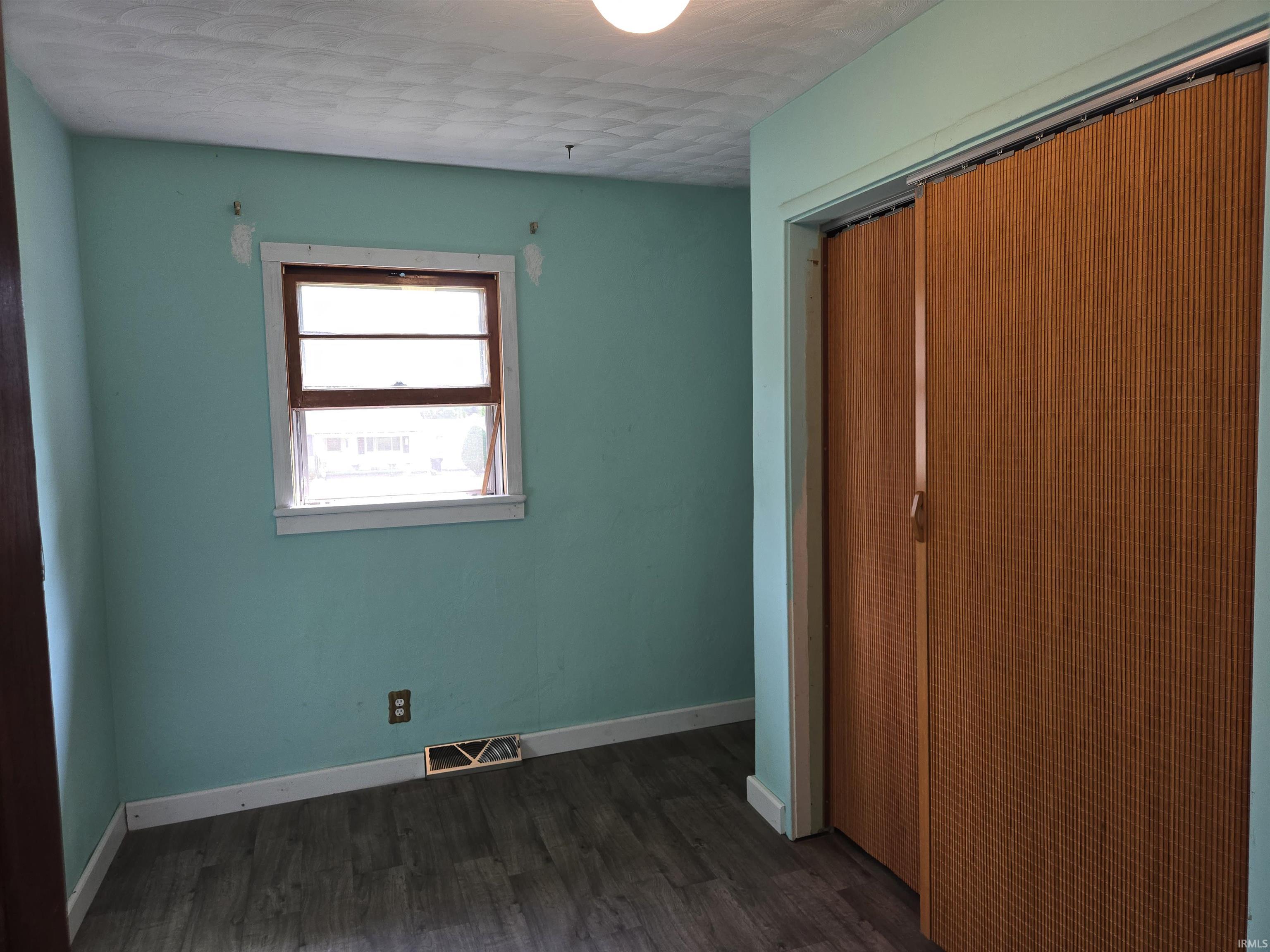 55171 Holmes Road South Bend IN 46628