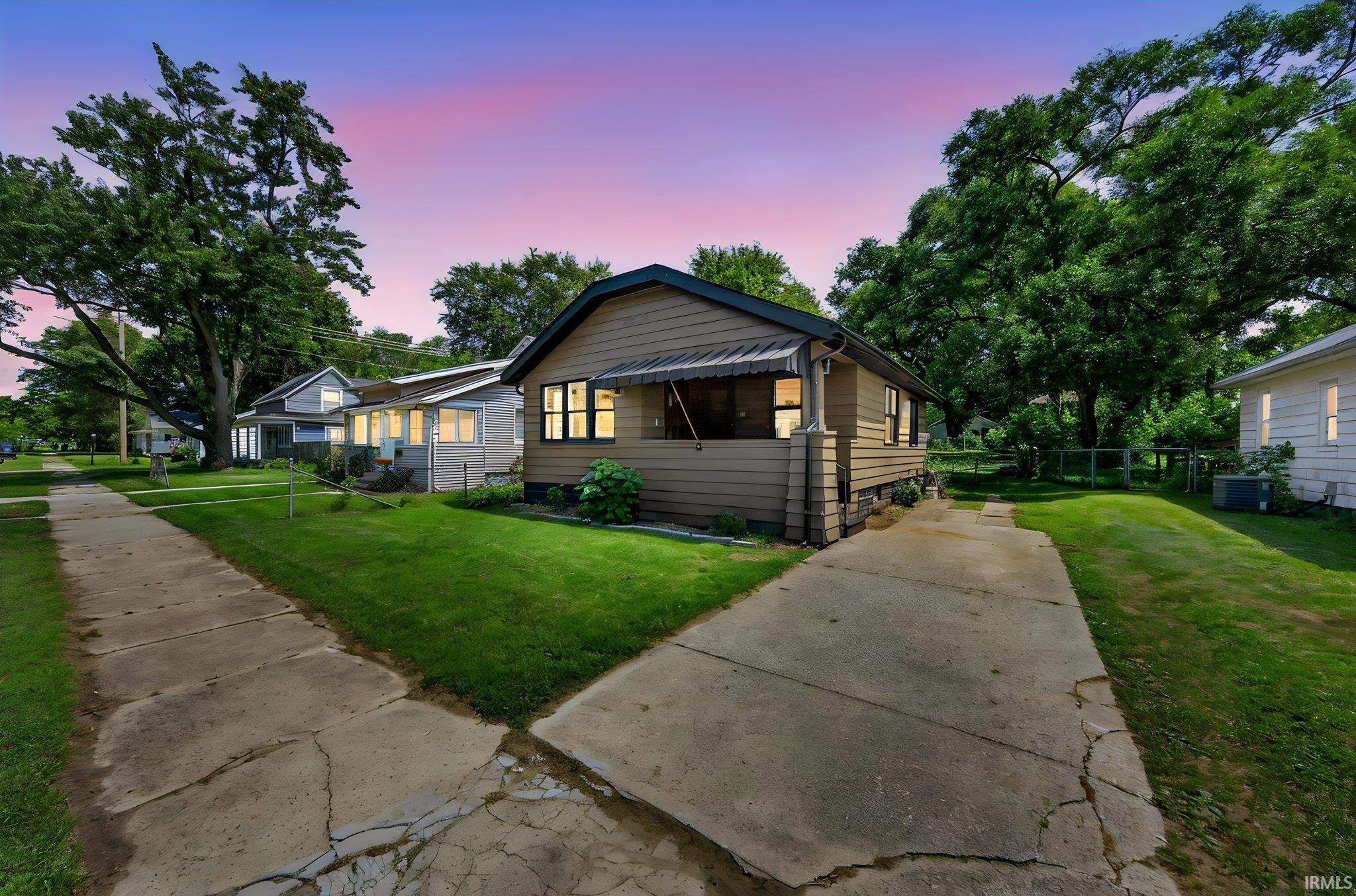 614 S 28th Street South Bend IN 46615