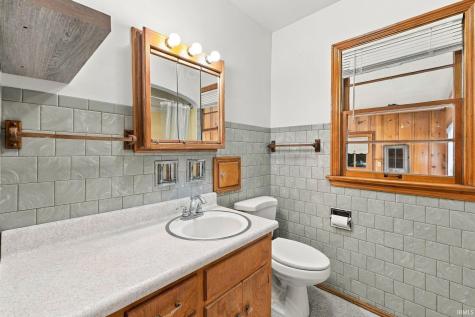 2305 Hiawatha Boulevard Fort Wayne IN 46809