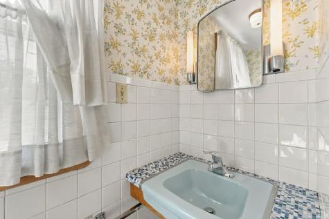 2305 Hiawatha Boulevard Fort Wayne IN 46809