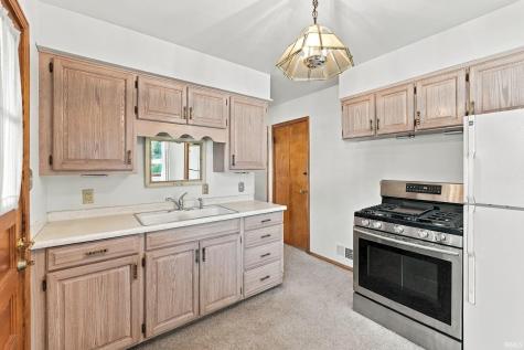 2305 Hiawatha Boulevard Fort Wayne IN 46809