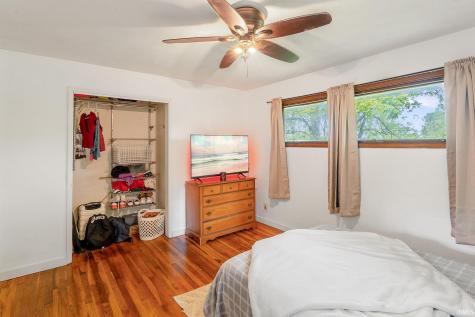 221 W Chester Drive Ellettsville IN 47429