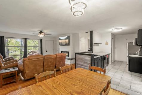 221 W Chester Drive Ellettsville IN 47429