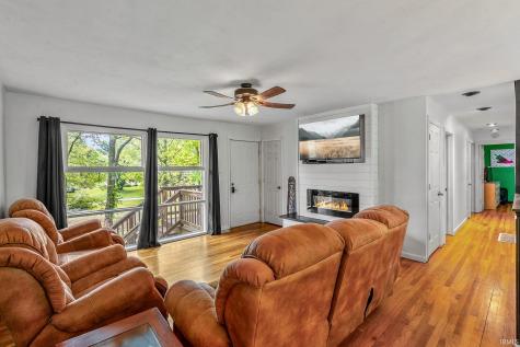 221 W Chester Drive Ellettsville IN 47429