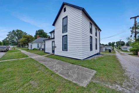511 SW 1st Street Washington IN 47501