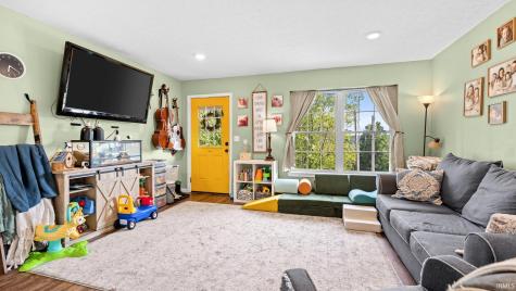316 W Thornton Street Paoli IN 47454