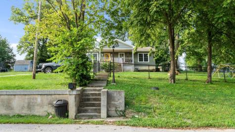 316 W Thornton Street Paoli IN 47454