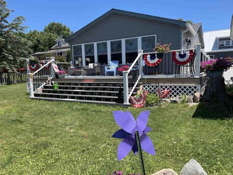 11086 W Silver Maple Drive Kewanna IN 46939