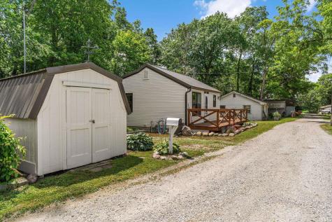 11896 W Breezy Point Drive Monticello IN 47960