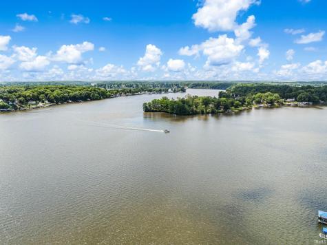 11896 W Breezy Point Drive Monticello IN 47960