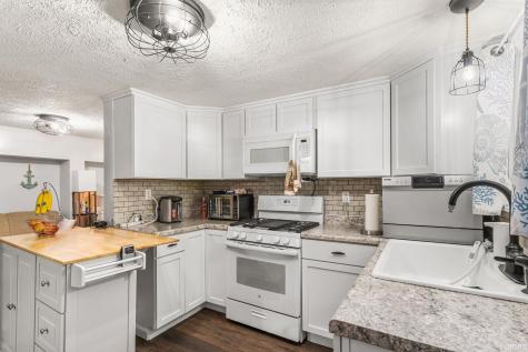 11896 W Breezy Point Drive Monticello IN 47960
