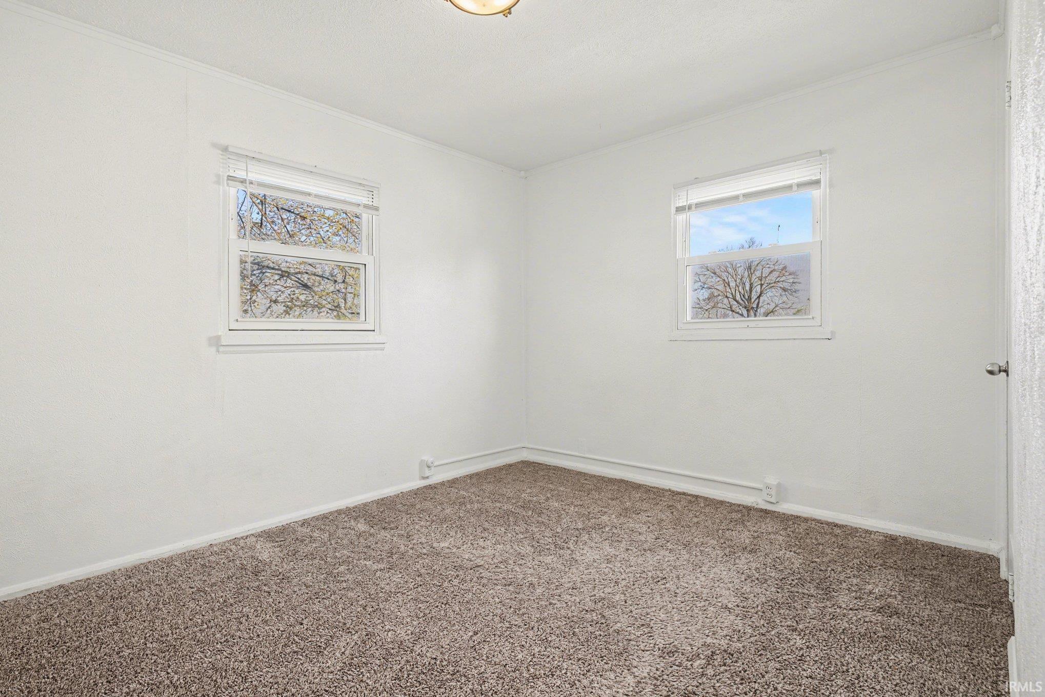 2126 S Scott Street South Bend IN 46613