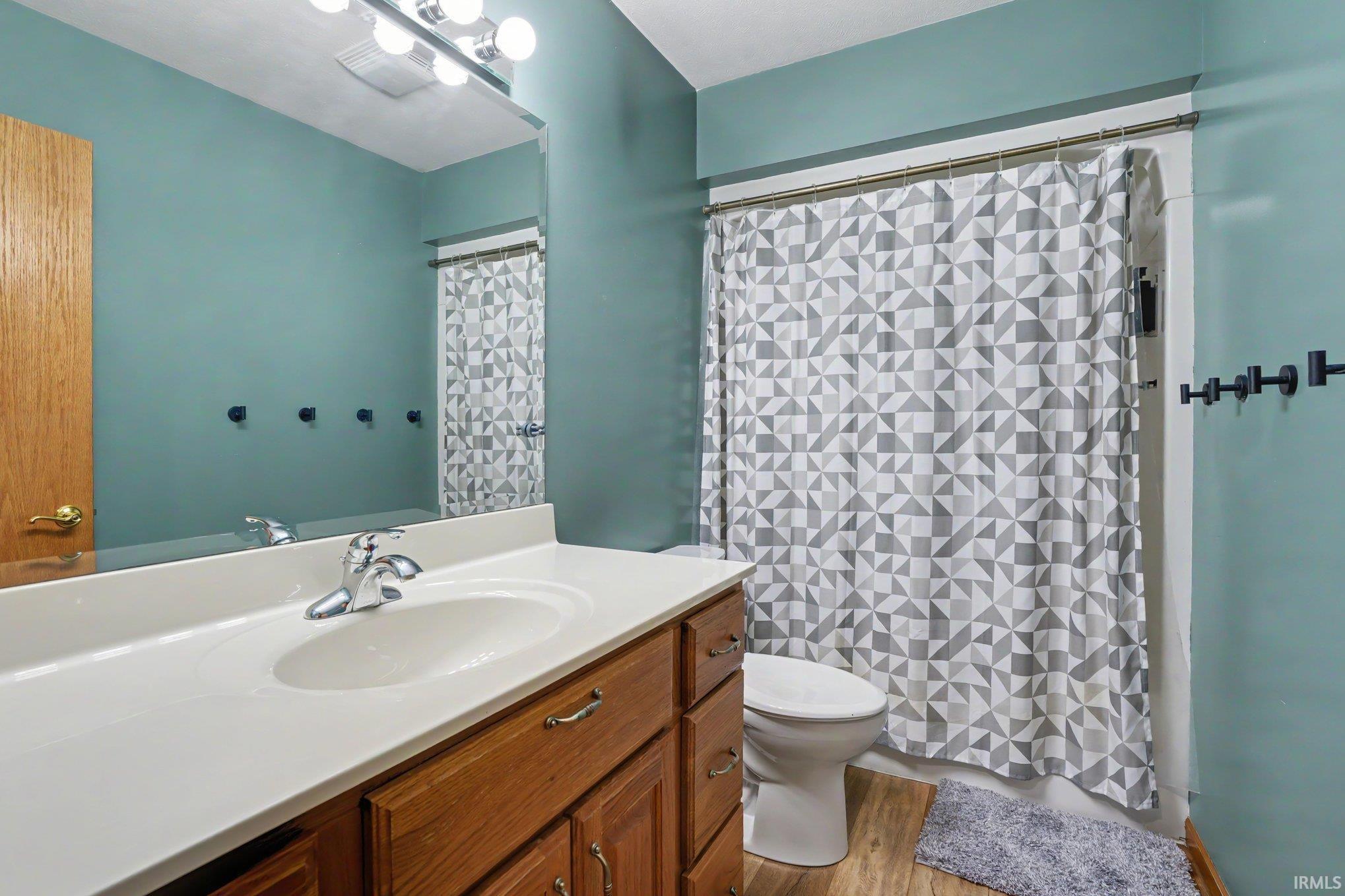 53303 Red Oak Court Bristol IN 46507