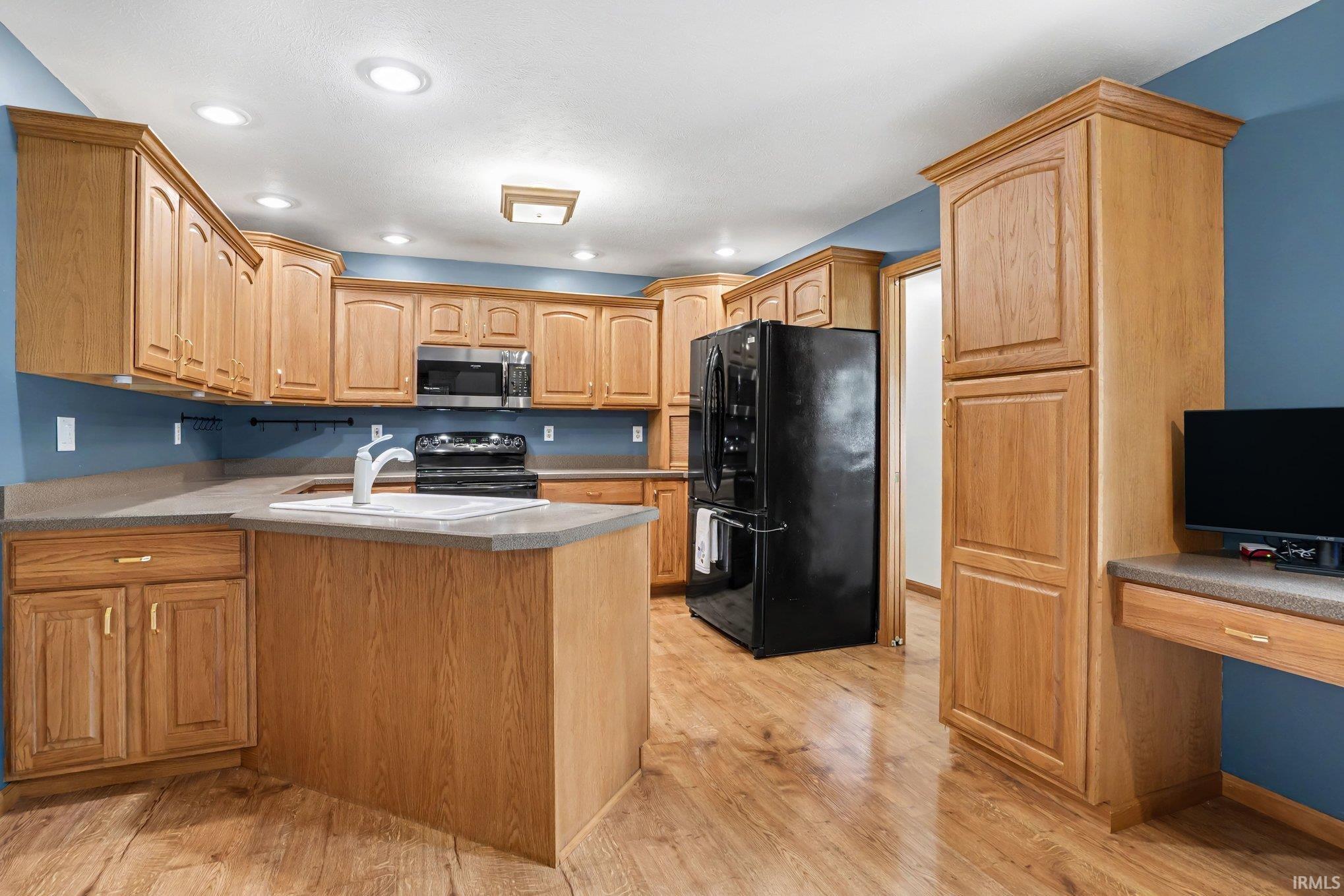 53303 Red Oak Court Bristol IN 46507