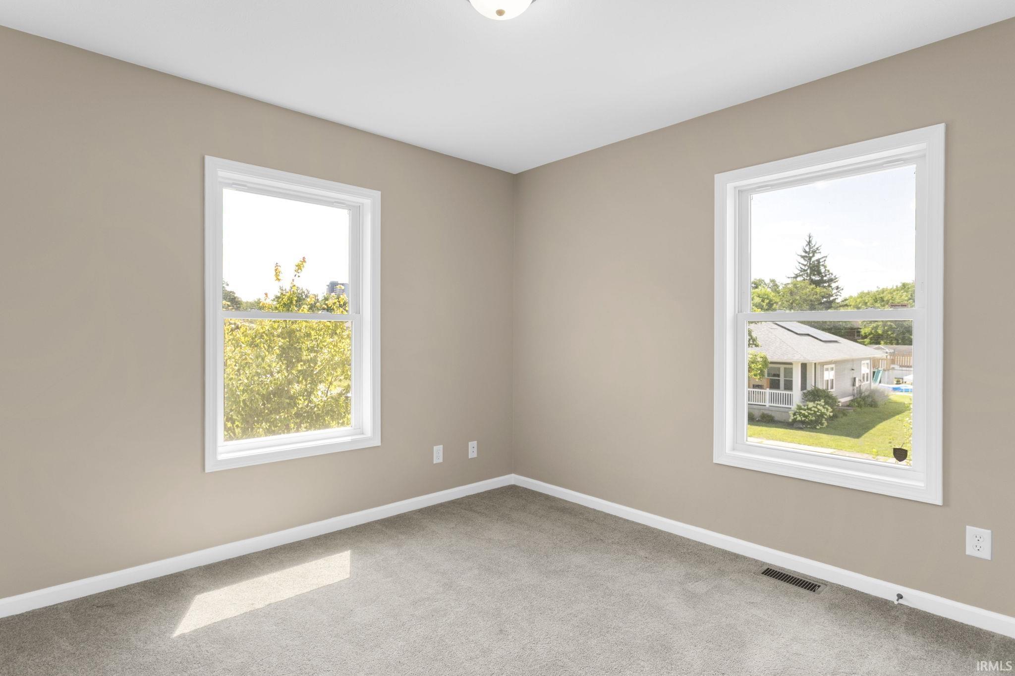 915 W Oak Street South Bend IN 46616