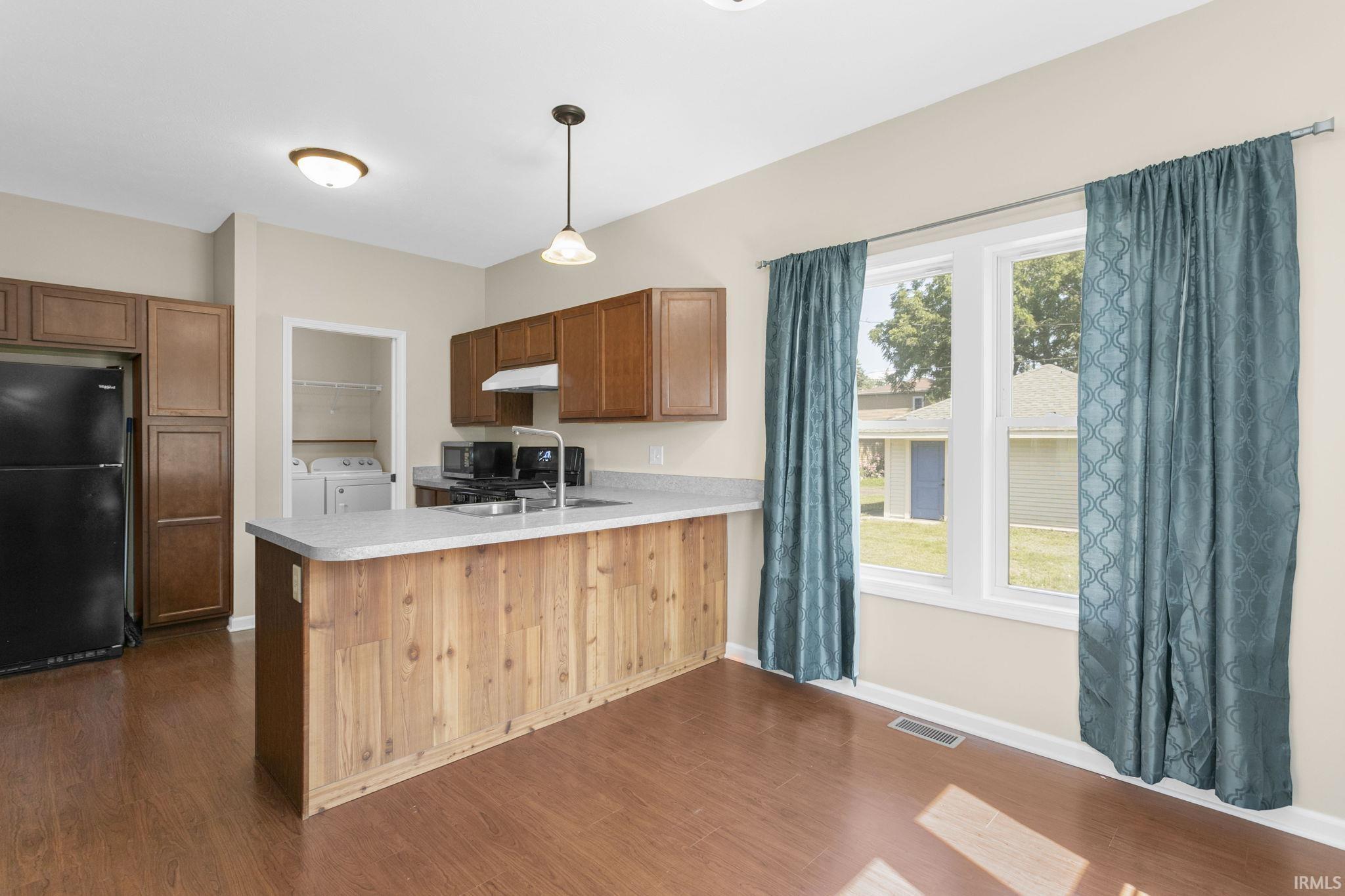 915 W Oak Street South Bend IN 46616