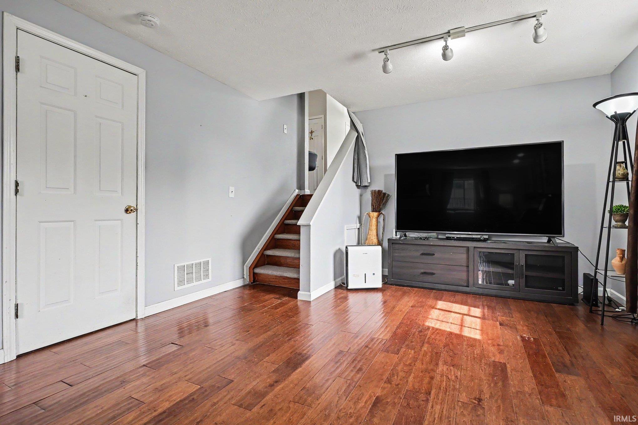27674 Bison Ridge Elkhart IN 46514
