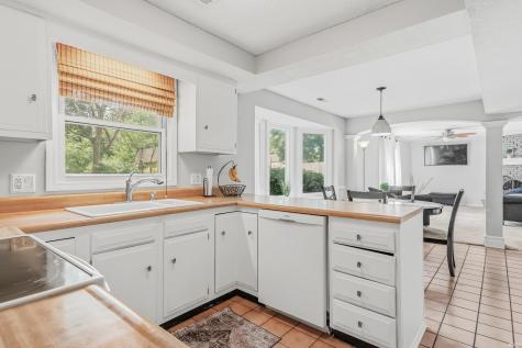 9919 E Limberlost Trail Fort Wayne IN 46825