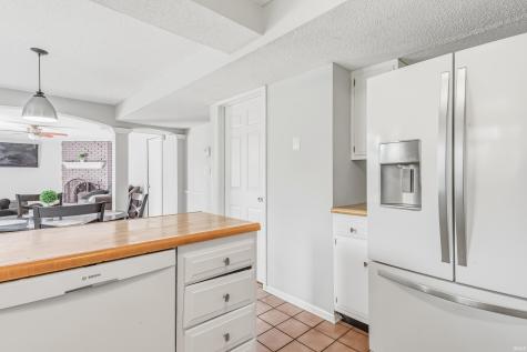 9919 E Limberlost Trail Fort Wayne IN 46825