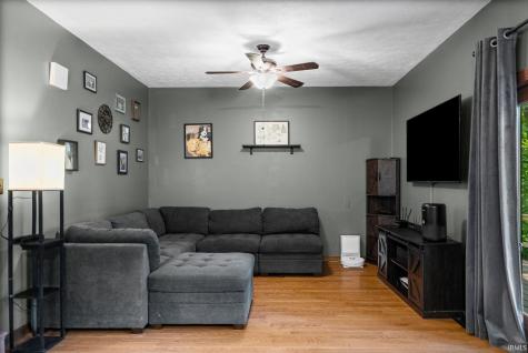 7637 E State Road 47 Waveland IN 47989