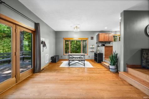 7637 E State Road 47 Waveland IN 47989