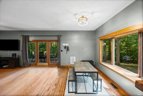 7637 E State Road 47 Waveland IN 47989