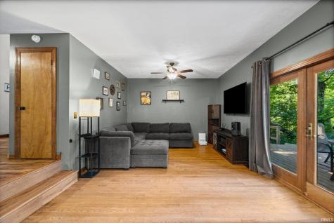 7637 E State Road 47 Waveland IN 47989