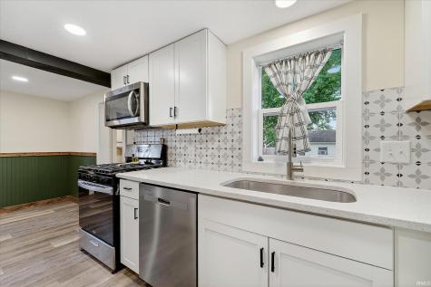 355 Blinn Avenue Frankfort IN 46041