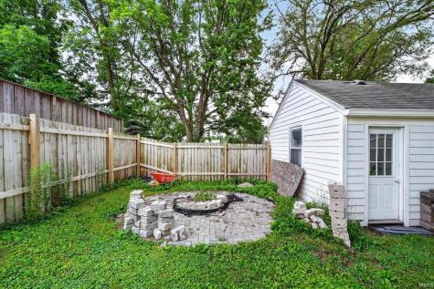 355 Blinn Avenue Frankfort IN 46041