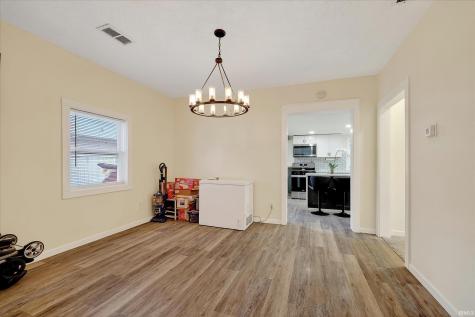 355 Blinn Avenue Frankfort IN 46041