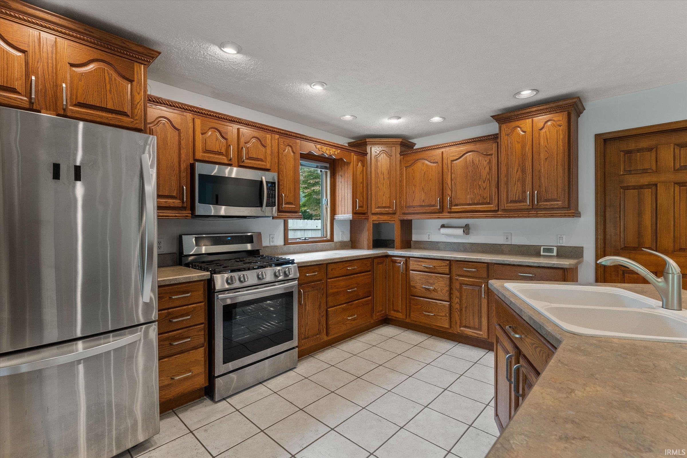 23666 Bel Ridge Drive Elkhart IN 46516