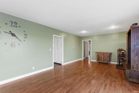 3159 W Crystal Lake Road Warsaw IN 46580